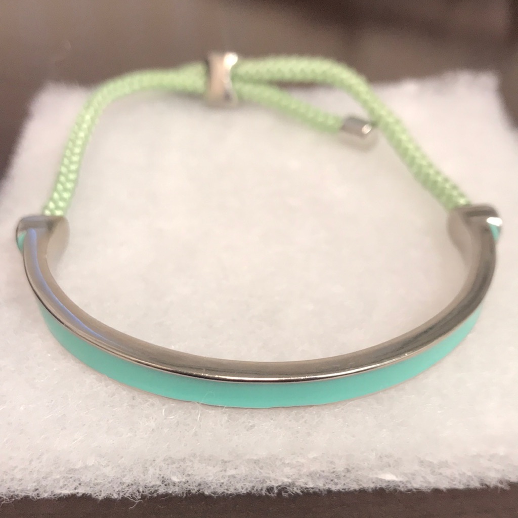 Fossil Silver Bracelet With Shell Enamel Accent 12$